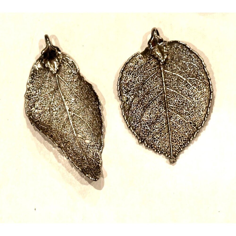 WHITNEY KELLY STERLING SILVER 925 "M" INITIAL CRYSTAL & 2 LEAF PENDANTS LOT EUC - Picture 3 of 8